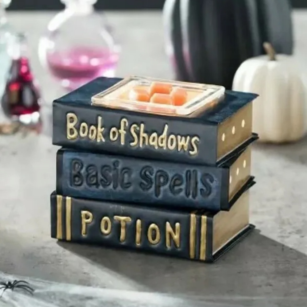 Scentsy Warmer Under My Spell